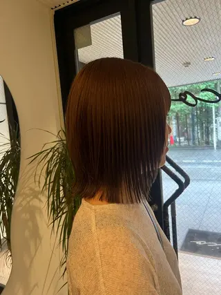 ミディアム 山本 彩香のヘアスタイル