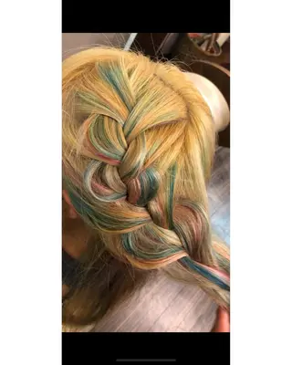 ロング カラー パーソナルカラー診断 できます 木曽 主博のヘアスタイル