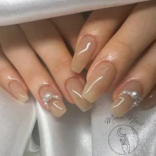 ネイル Moon Nail /栄 大須のネイルデザイン