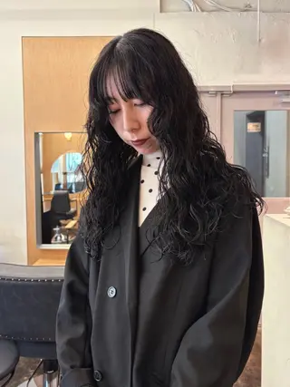 ロング カラー パーマ karin🌛ボブ/ 透明感たっぷりカラーのヘアスタイル