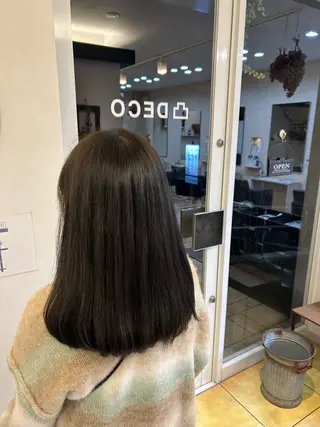 カラー 東 結菜のヘアスタイル