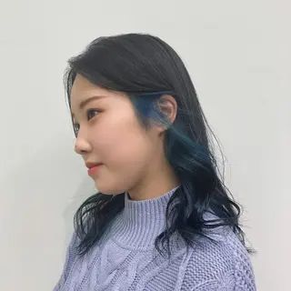 セミロング カラー JUURI- Shionのヘアスタイル