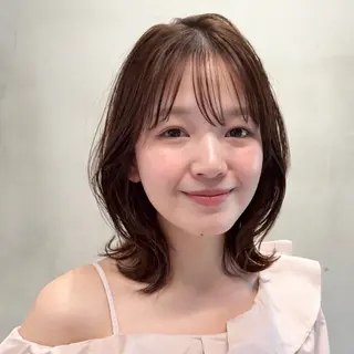 ミディアム カラー 顔周りレイヤー꙳⋆ ミディアム⌇SAKIのヘアスタイル