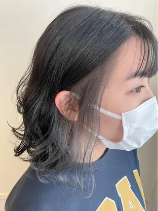 ミディアム カラー 《インナーカラー》 YAMADAのヘアスタイル