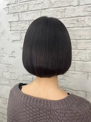 ショート カラー 🪽髪質改善縮毛矯正 🤍MIU🤍のヘアスタイル