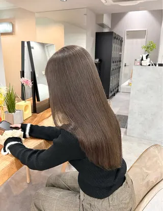 セミロング カラー 🌷横浜/レイヤー /艶カラー🌷のヘアスタイル