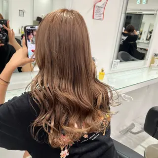 ロング カラー ヘアアレンジ 透け上品ハイトーン 職人ゆうと🤍のヘアスタイル