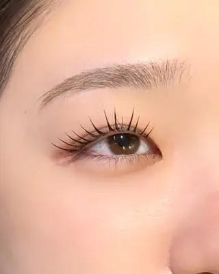マツエク・マツパ MIO🍎ハイトーン /透明感カラーのヘアスタイル