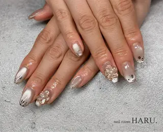 ネイル nailroom HARU.のネイルデザイン