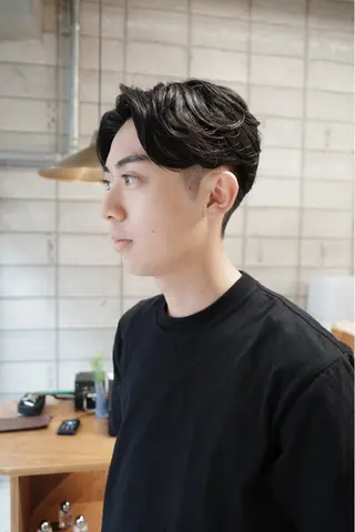 ショート メンズ 西宮北口パーマ 鮫島竜海のヘアスタイル