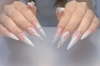 ネイル 心斎橋Mione nail salonのネイルデザイン