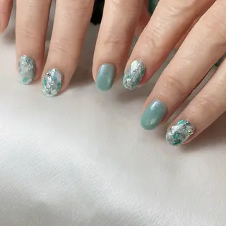 ネイル Legit nail salonのネイルデザイン