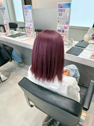 ミディアム カラー 岡田 詠のヘアスタイル