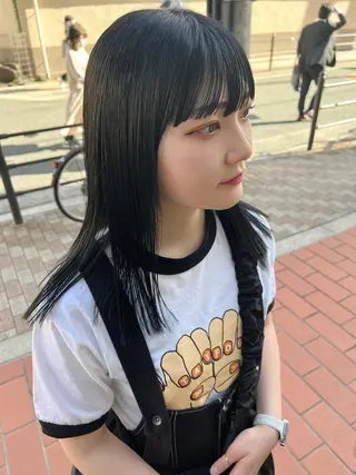ミディアム カラー スダユーヤ 💫推しカラーウルフのヘアスタイル
