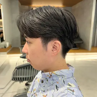 パーマ メンズ センターパート|メン ズパーマ⭐️かりんのヘアスタイル