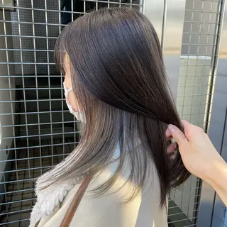 セミロング カラー レイヤーカット/ 前髪顔周りカットのヘアスタイル