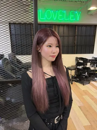 ロング 💜🦋 COCONA🦋💜のヘアスタイル