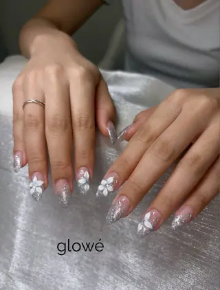 ネイル glowé Runaのネイルデザイン