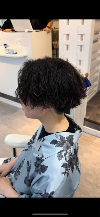 ミディアム パーマ メンズ メンズ専門店 店長 小柳 裕夢のヘアスタイル