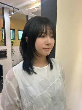 ミディアム hubhair レイヤー/透明感のヘアスタイル