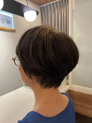 ショート 村中 逸紀のヘアスタイル