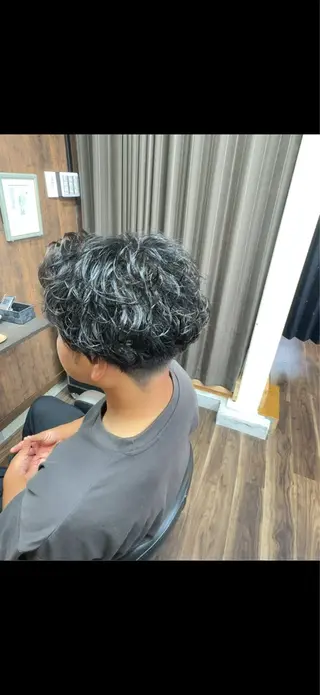 ショート メンズ 山宮 雅次のヘアスタイル