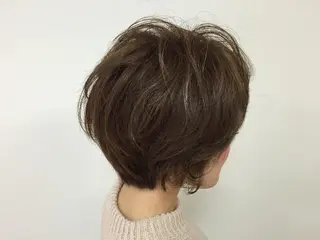 ショート カラー 西川 敏夫のヘアスタイル