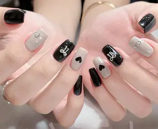 ネイル Hin Hana Nailのネイルデザイン