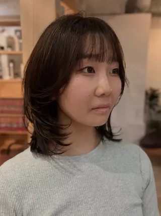 ミディアム cana 札幌レイヤースタイルのヘアスタイル