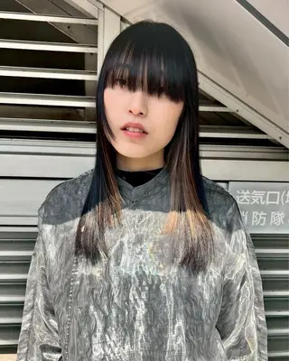 ロング 今井 陽南子のヘアスタイル