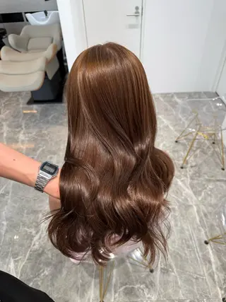 セミロング カラー 韓国風レイヤー 日向 GINZAのヘアスタイル