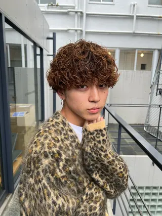 パーマ 八原 良来のヘアスタイル