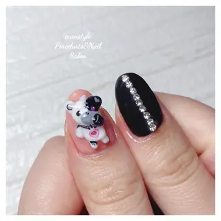ミディアム ネイル 🐾enen style 🐾のネイルデザイン