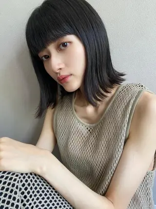ミディアム カラー moanin モーニンのヘアスタイル