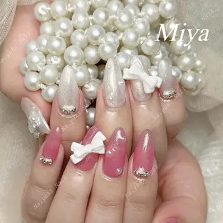 ネイル 🦋 Queenieのネイルデザイン