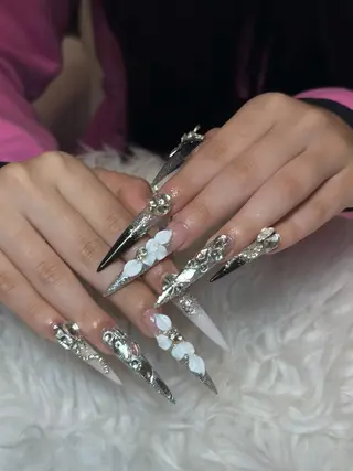 ネイル Eli Muse 新宿ネイルのネイルデザイン