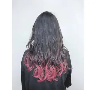 セミロング カラー 伊藤 舜斗のヘアスタイル