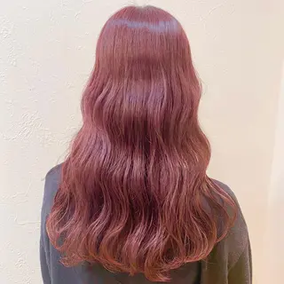 ロング カラー 天神最安値エクステ カラーレイヤーカットのヘアスタイル