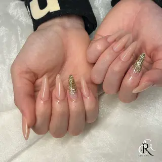 ロング 美フォルムスカルプ✨ RENAのネイルデザイン