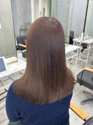 セミロング カラー 西山奈那 🎀【zina新宿】のヘアスタイル