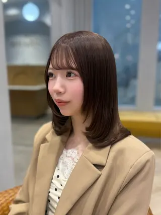ミディアム カラー 大久保 凜香のヘアスタイル