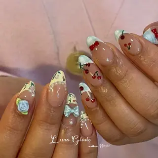 ネイル Luna Gladeのネイルデザイン
