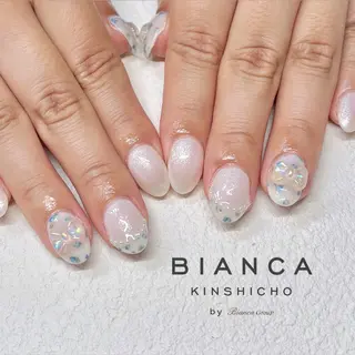 ネイル One’Ness Nana🤍のネイルデザイン