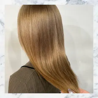 カラー 艶髪✖️ハイトーン 🫧YURIA🫧のヘアスタイル
