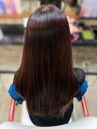 ロング カラー ボーイッシュ美容師 パルのヘアスタイル