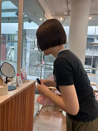 ショート かがやしづ ⭐️ベージュのヘアスタイル