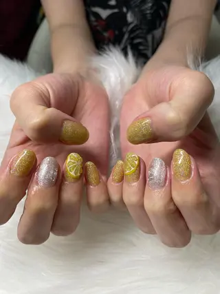 ネイル アリスローザ yukiのネイルデザイン