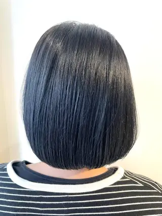ショート カラー 《インナーカラー》 YAMADAのヘアスタイル