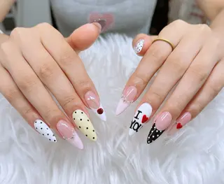 セミロング Lee _nailのネイルデザイン