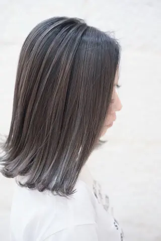 ミディアム カラー 💎 ひより💎のヘアスタイル